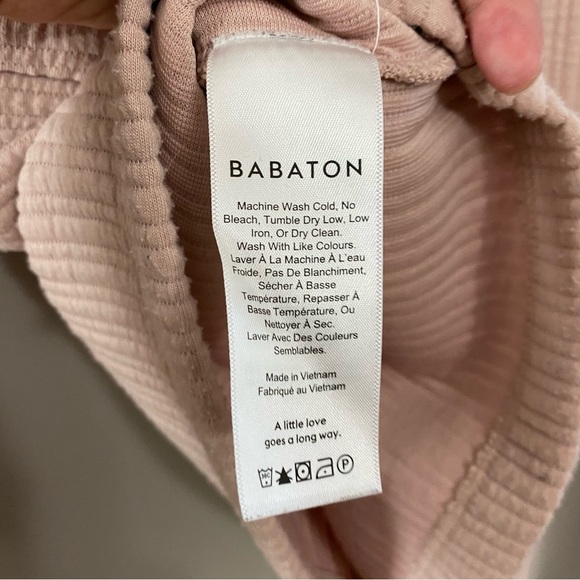 Babaton Aritzia Ribbed Cropped Turtleneck Top - Picture 10 of 16